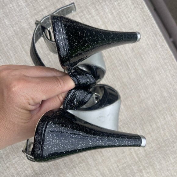 Vince Camuto Glossy Black Heels - Picture 11 of 12